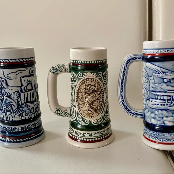 Vintage  Avon  steins mugs ceramic set of 3 - Picture 1 of 11